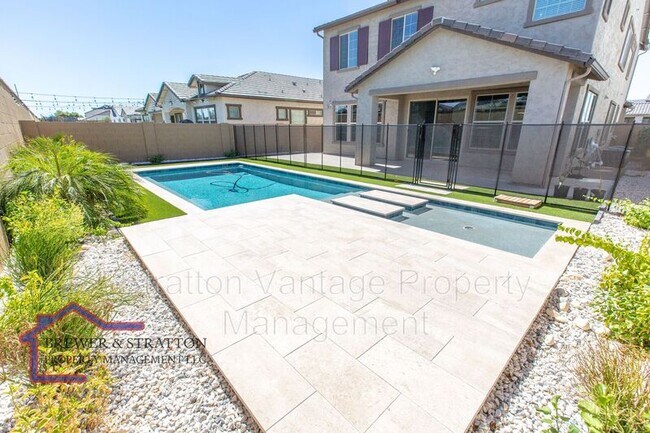 Building Photo - 4065 S Marin Dr