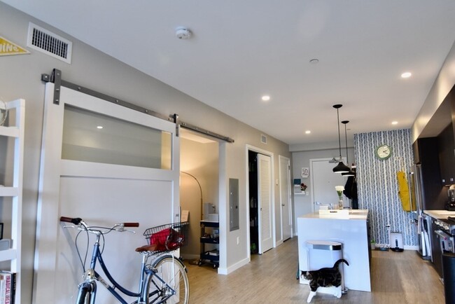 Building Photo - 120 Savin Hill Ave