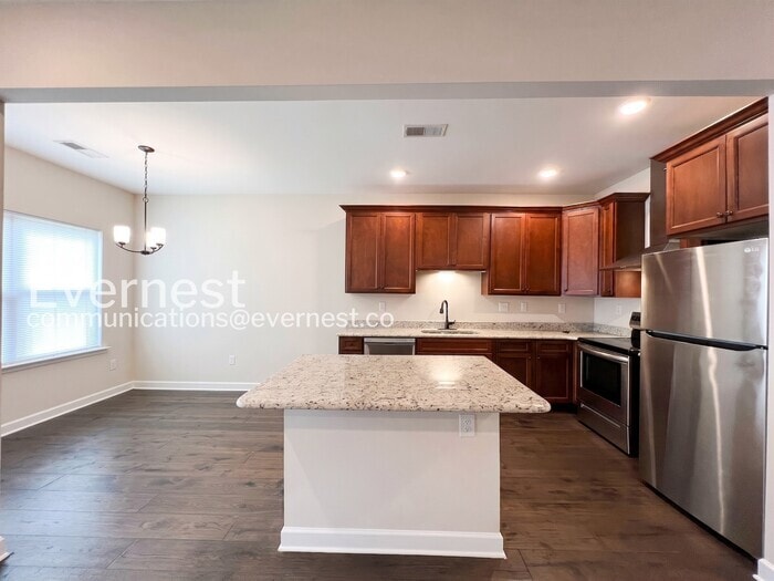 Building Photo - 4876 Reunion Dr