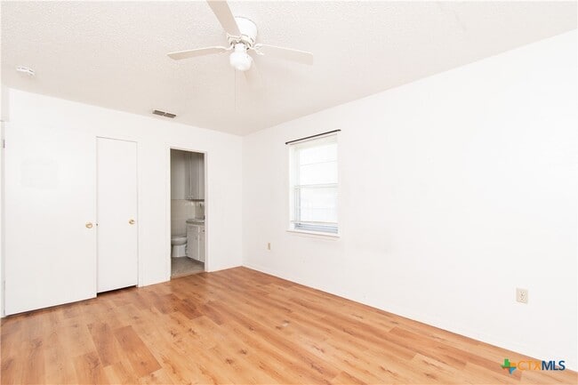 Building Photo - 119 Wolfe Rd