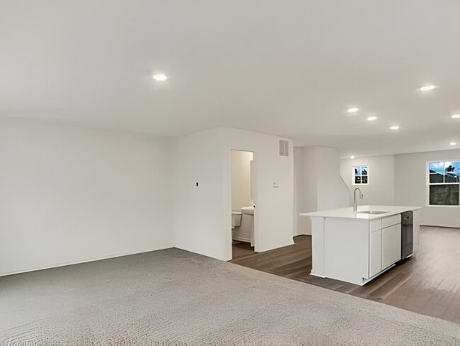 Building Photo - 367 Bridgeview Ct