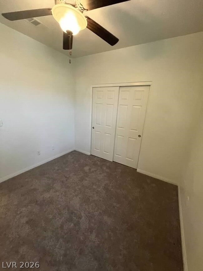 Building Photo - 5564 Bethany Bend Dr