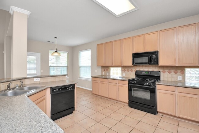 Building Photo - 8810 Sunforest Ln