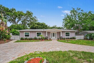 Building Photo - 20 Hardee Cir N