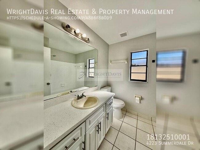 Building Photo - 4223 Summerdale Dr