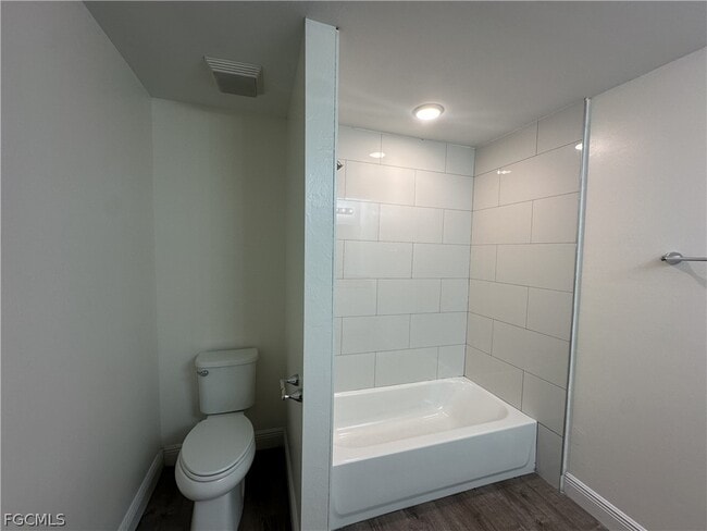 Building Photo - 136 Francis Ave