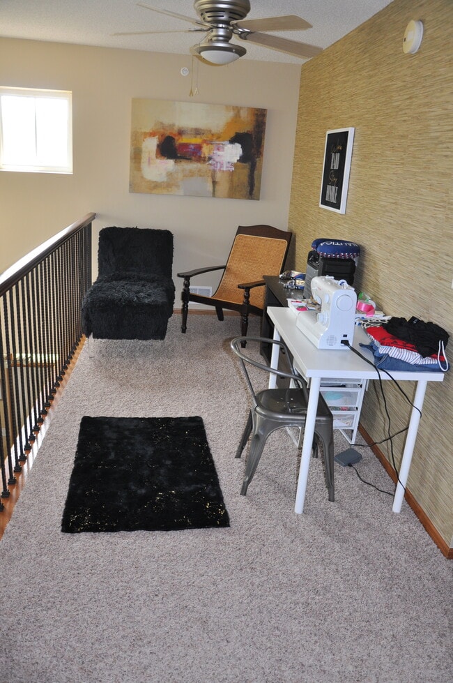 Building Photo - 9641 Linden Ln N