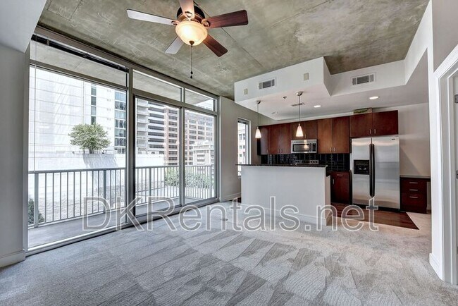 Building Photo - 44 Peachtree Pl NE
