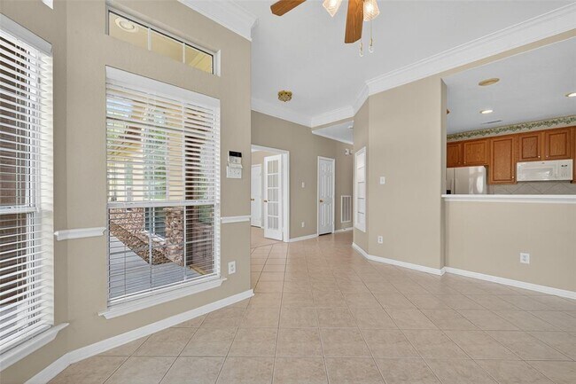 Building Photo - 7914 Loyel Pointe Dr