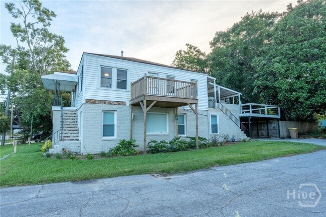 Building Photo - 3312 Falligant Ave