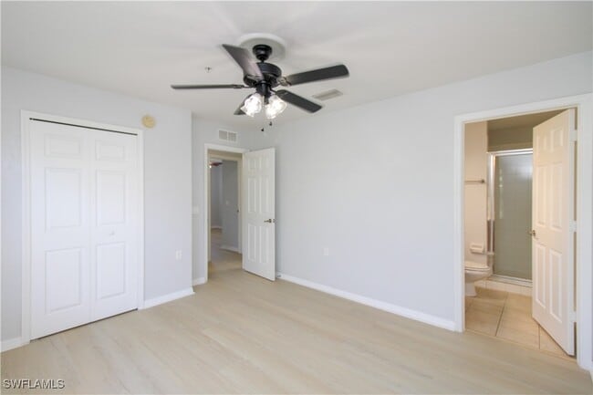 Building Photo - 9055 Gervais Cir