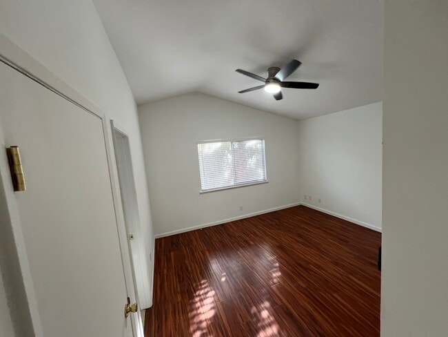 Building Photo - 5108 Vigna Way