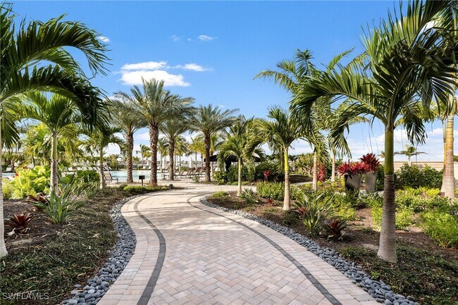 Building Photo - 12041 Canal Grande Dr