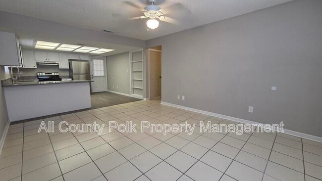 Building Photo - 4944 Malibu Ct