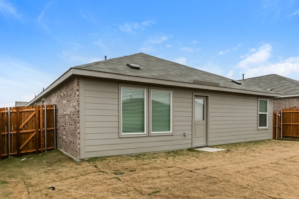 Building Photo - 1812 Javelina St