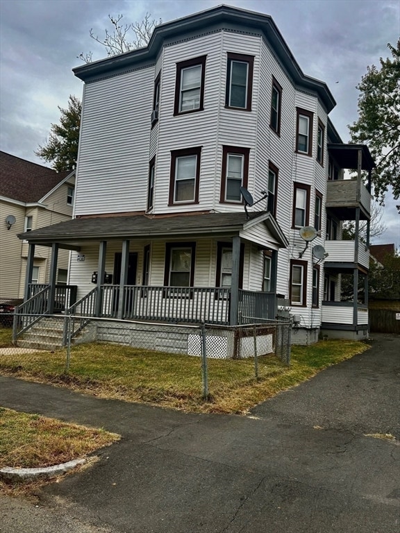Building Photo - 119 Revere St
