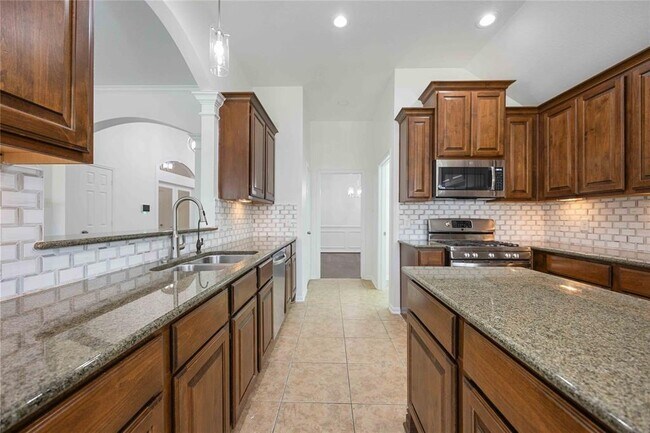 Building Photo - 2301 Shadow Canyon Ct