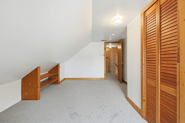 Building Photo - 36 Albion St