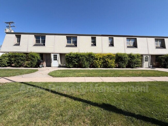 Building Photo - 3609 N 60th St