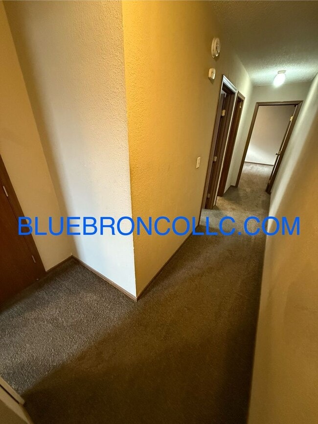 Building Photo - New vinyl plank flooring and updated finis...