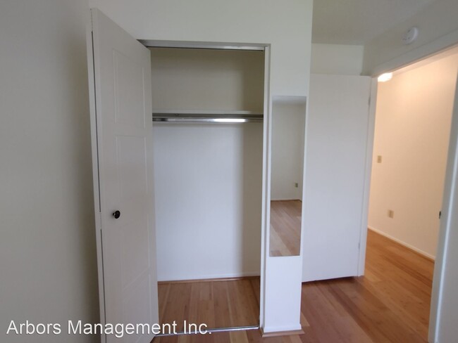 Building Photo - 3 br, 2 bath House - 7392 Beacon Hill Drive