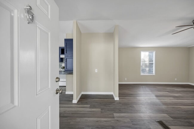 Building Photo - 13219 13th St