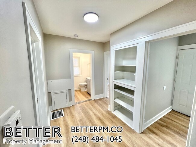 Building Photo - Spacious 3-Bedroom with Finishes You'll Love!