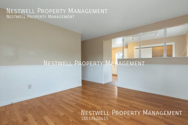 Building Photo - $250.00 OFF 1ST MONTH´S RENT - Charming 3-...