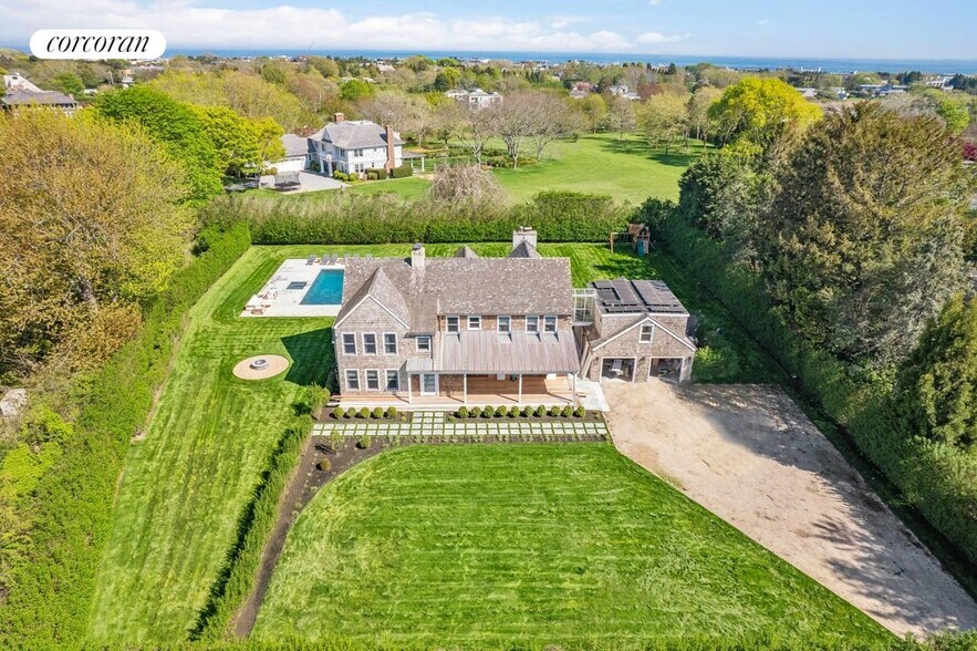 Building Photo - 25 Jobs Ln