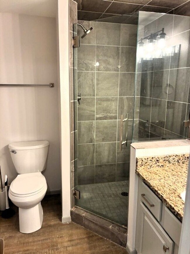 Building Photo - Long Term Rental- Frisco Bay Townhomes #408B