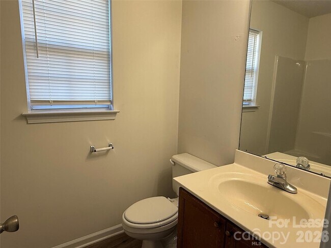 Building Photo - 12631 Cumberland Crest Dr