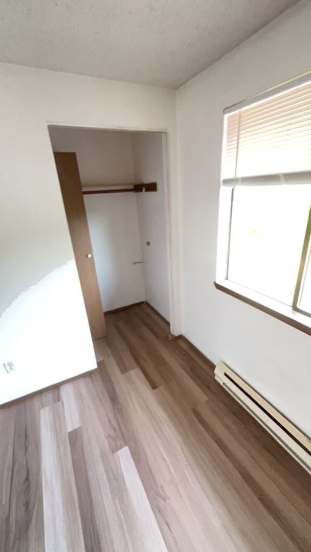 Building Photo - PRELEASING AUGUST 2026: 4 bedroom, 2.5 bathroom House