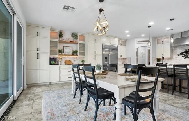 Building Photo - 7277 Sashaying Spirit Ct