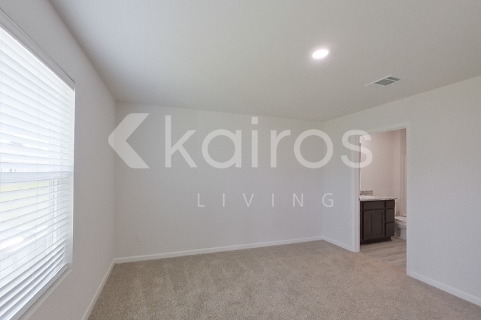 Building Photo - 14262 Ruffian Ave