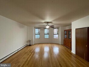 Building Photo - 935 E Passyunk Ave