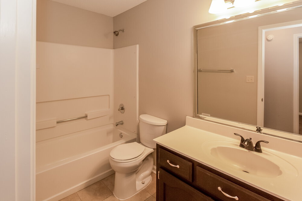 Building Photo - 7677 Fox Hunt Dr E