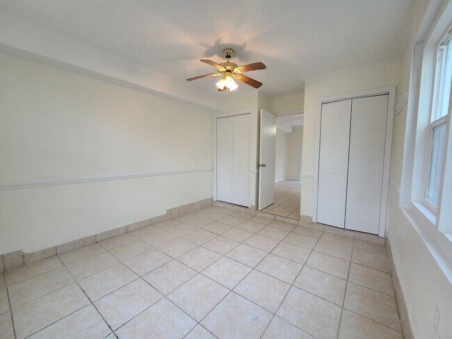 Building Photo - 415 N Glenburnie Rd