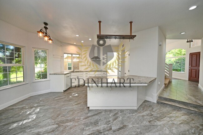 Building Photo - 21678 Eastmere Ln