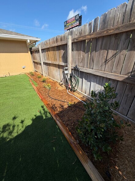 Landscaped - 17140 FM 344 W
