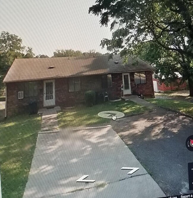 Primary Photo - 1310 Essex Ave NW