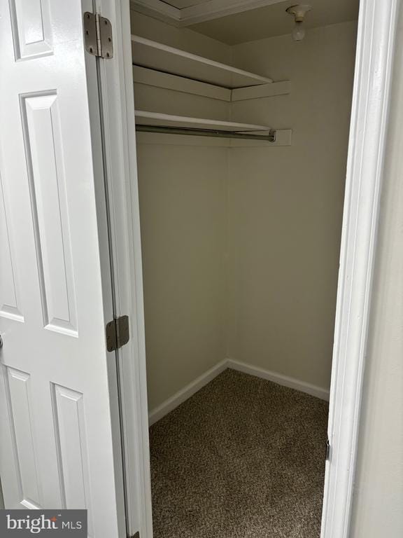 Building Photo - 122 Harvest Ln
