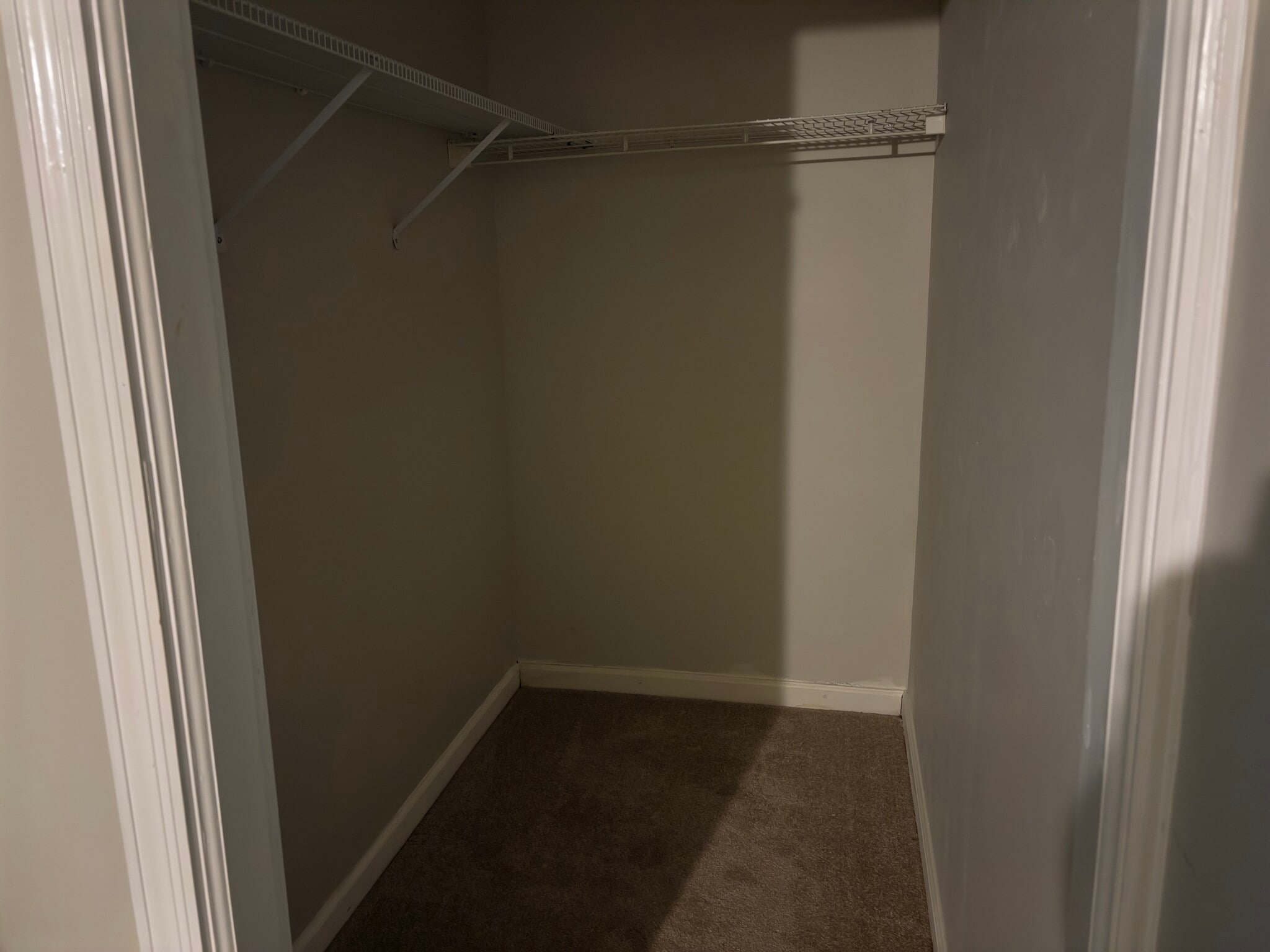 Building Photo - 850 Cherrydale Ln