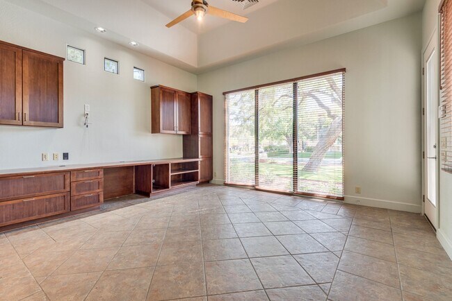 Building Photo - Luxury Summerlin Living in Gated Canyon Crest Community