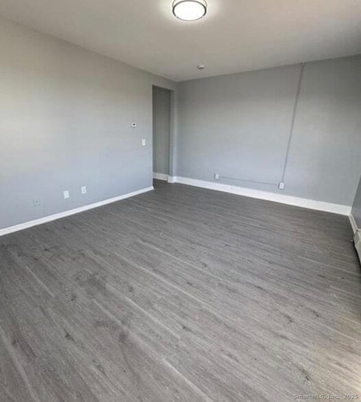 Building Photo - 511 E Main St