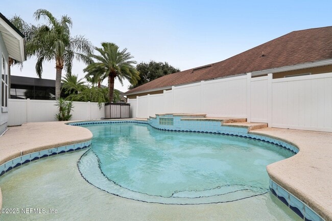 Building Photo - 10008 Sifton Ct