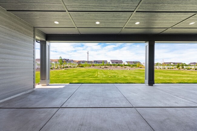 Building Photo - 4 Bed | 4 Bath | 3,591 Sq. Ft. | 1 Acre | RV Garage | Brand-New Luxury Home