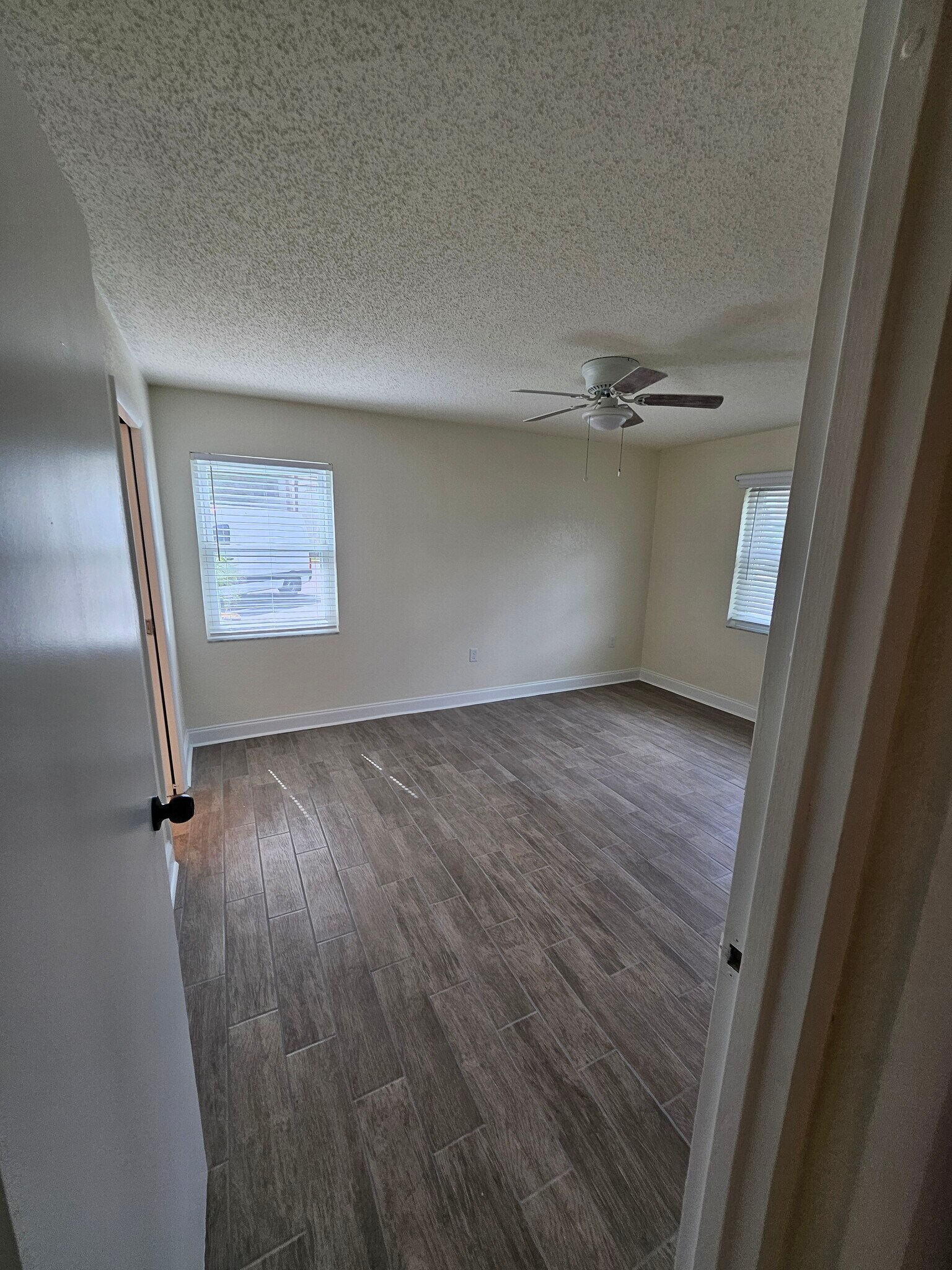 Bathroom 2 - 387 S McMullen Booth Rd