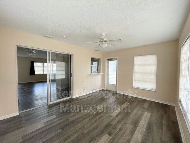 Building Photo - 335 Beachwood Rd