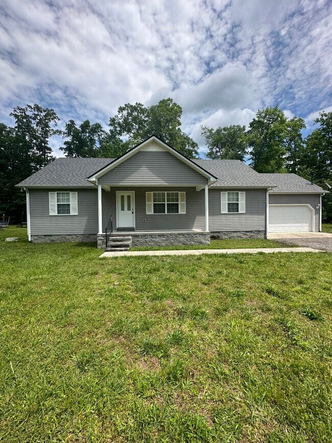 Primary Photo - 3 Bedroom, 2 Bath Home Located in Manchester