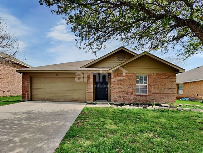 Primary Photo - 12513 Shine Ave